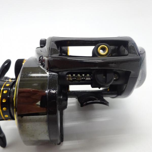 15レボブラック9 右